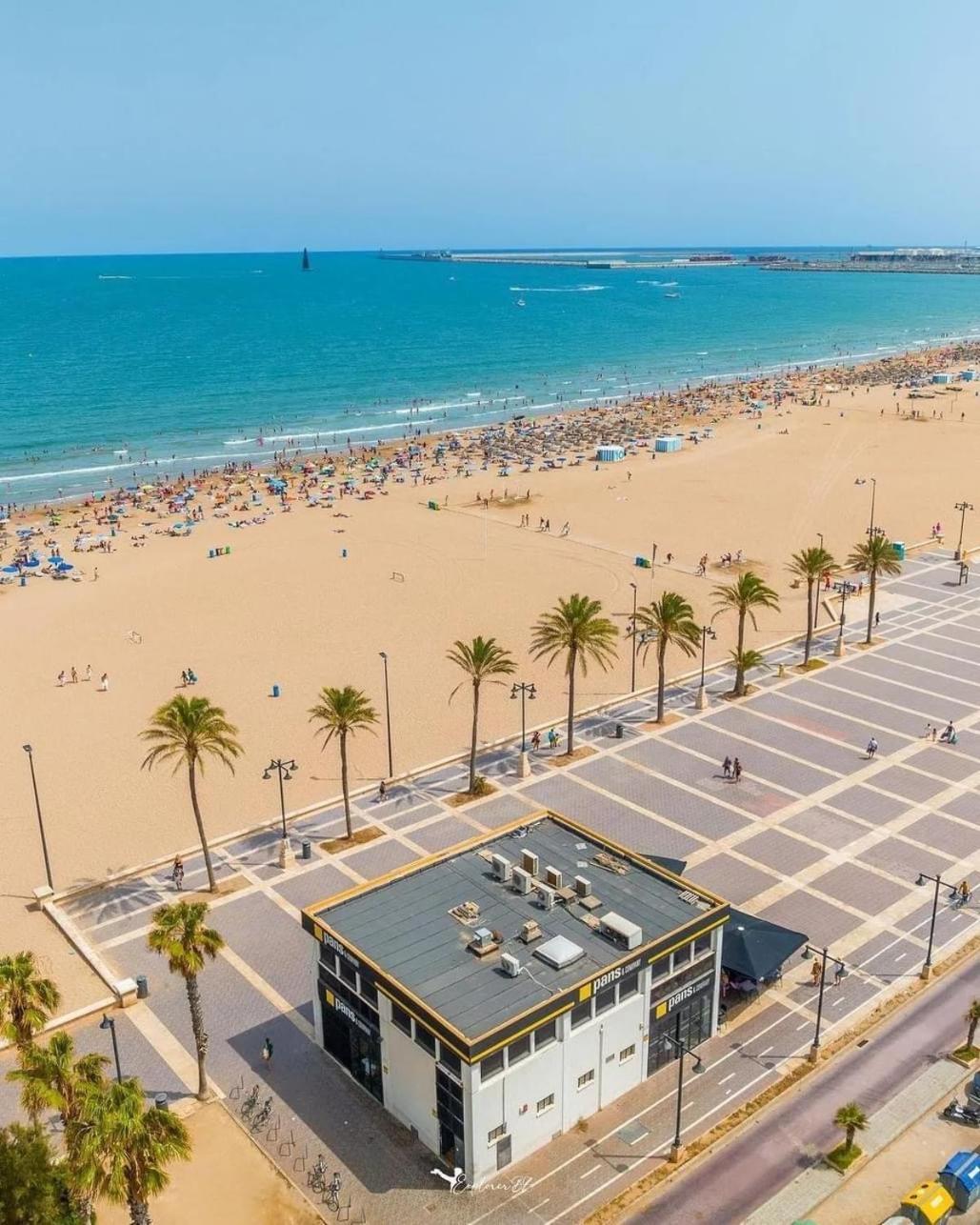 Mirador 1 Del Mercado Central - Habitacion Con Bano Privado En El Centro De La Ciudad Vella Valencia Buitenkant foto
